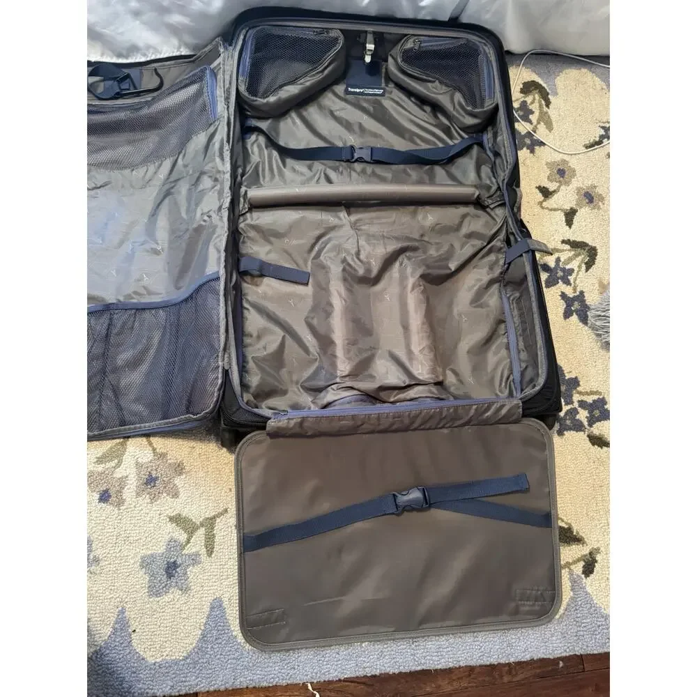 Travelpro Rolling Garment Carry On Suitcase Black Flight Crew Luggage Case